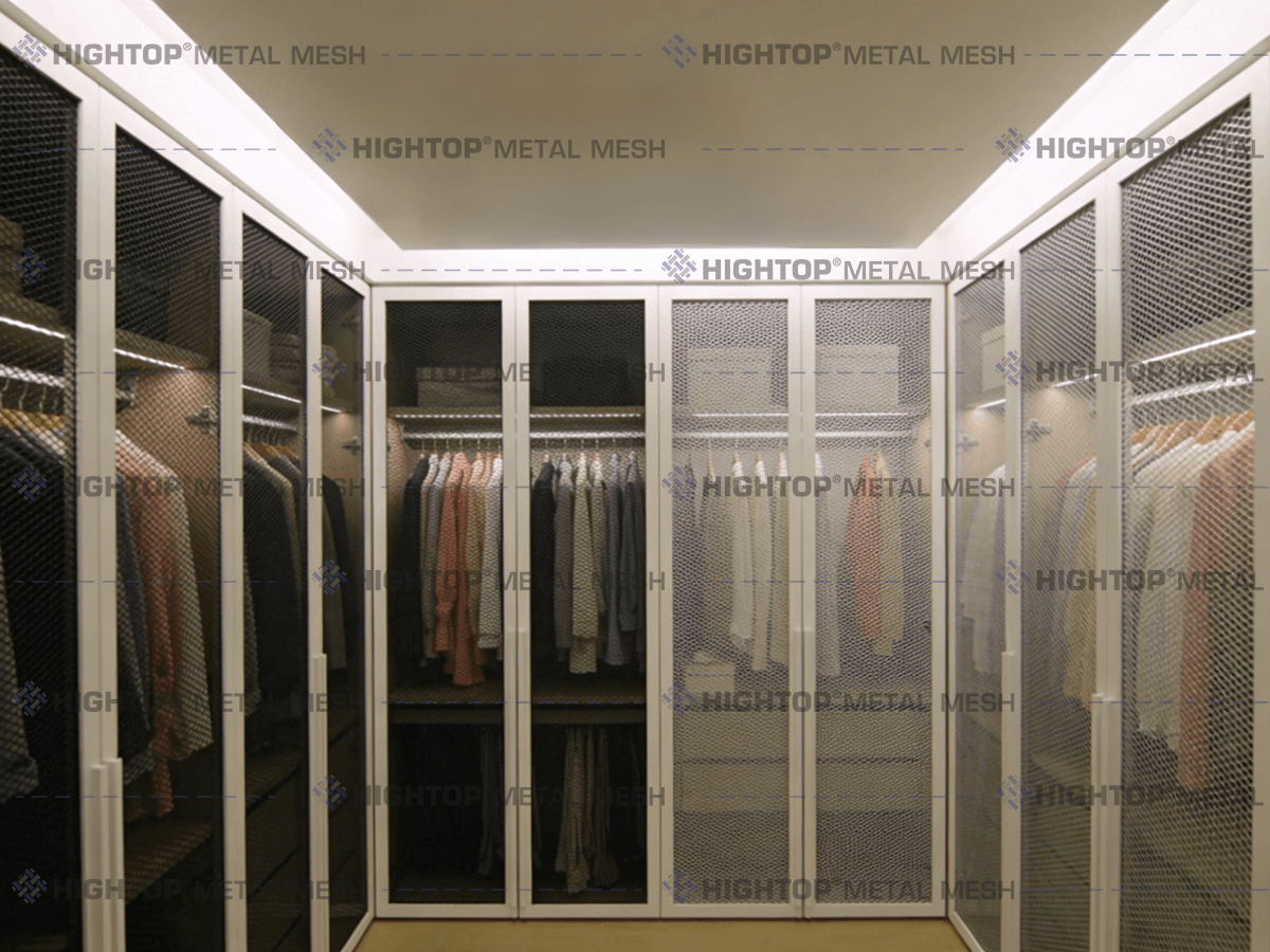 Decorative mesh for walk-in closets